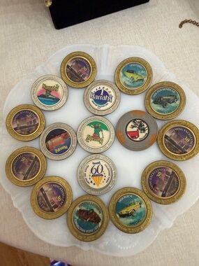 Harrah's & Hasciendo Casino Commemorative Gaming Tokens - 16 pc Assorted Designs